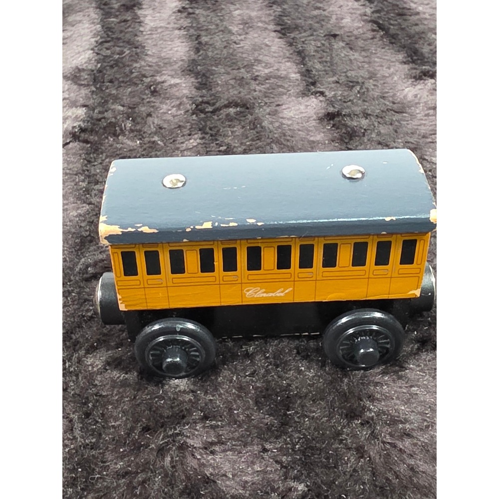 Thomas & Friends Clarabel Wooden Railway Coach Car Train 2313RSS Learning Curve